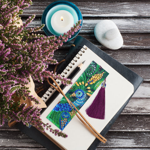 Image of Elegant Peacock - Diamond Painting Bookmark