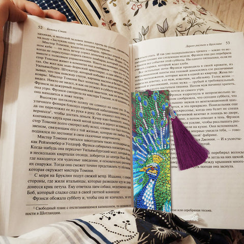 Image of Closeup Peacock - Diamond Painting Bookmark