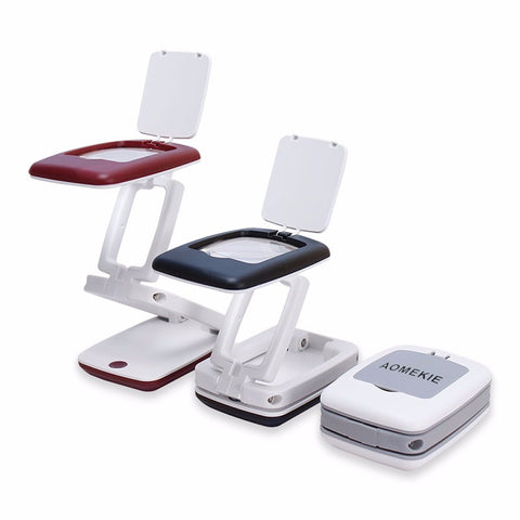 Image of foldable magnifier with light