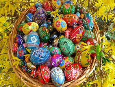 Diamond painting of a basket filled with colorful, hand-painted Easter eggs