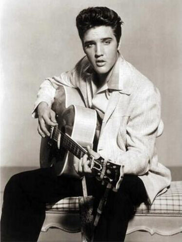 Image of Diamond painting of Elvis Presley rocking a guitar.