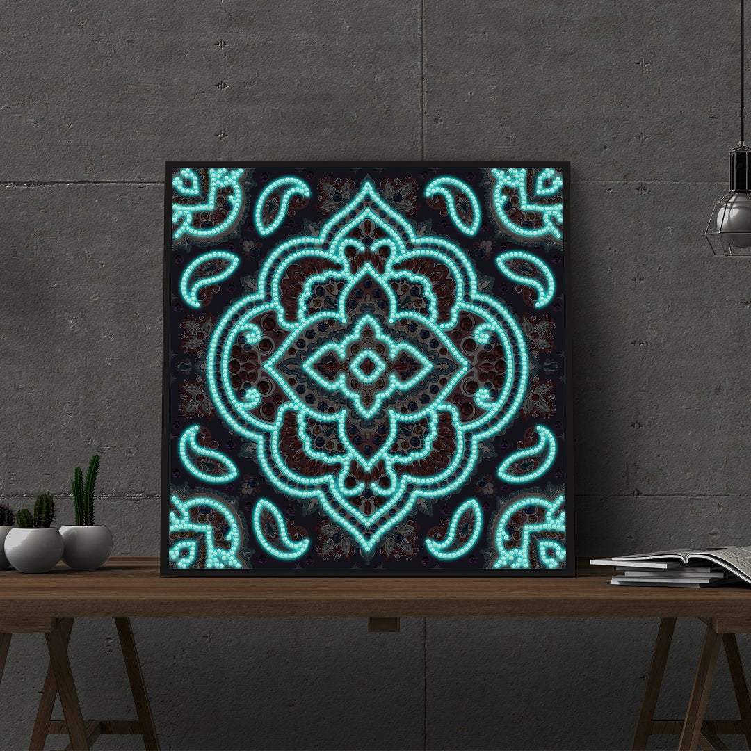 Mandala #8 - DIY Diamond Painting Glow in the Dark