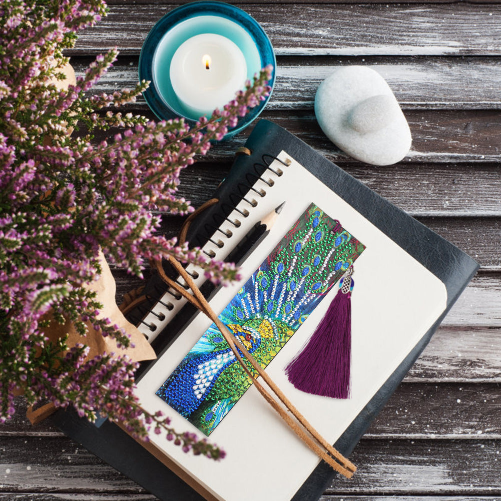 Closeup Peacock - Diamond Painting Bookmark