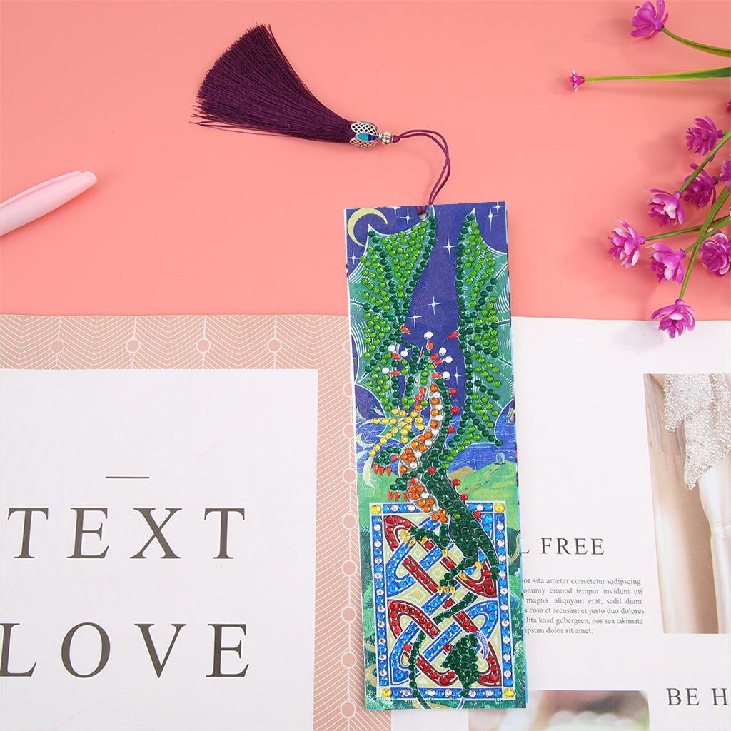 Green Dragon - Diamond Painting Bookmark