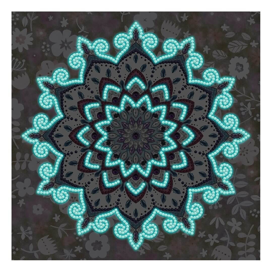 Mandala #2 - DIY Diamond Painting Glow in the Dark