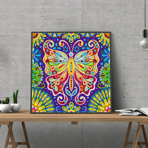 Image of Doodle Butterfly - DIY Diamond Painting Glow in the Dark